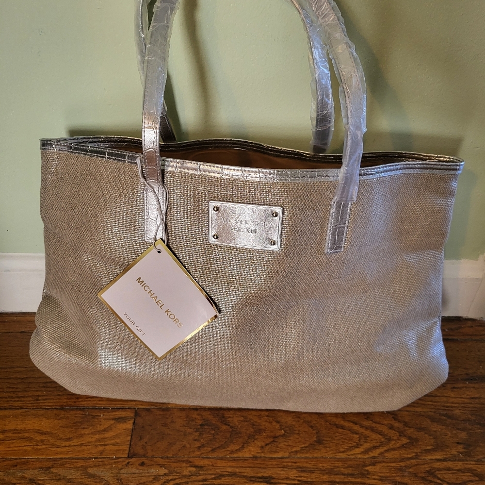 Michael Kors Silver Tote Bag with Sturdy Design NWT THIS IS FROM FRAGANCE LINE